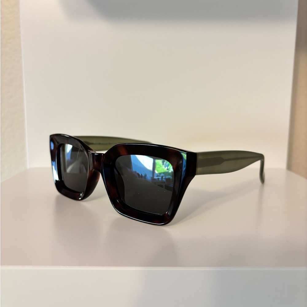 Ryan Simkhai Eyeshop Square Tortoiseshell Sunglasses with Olive Arms